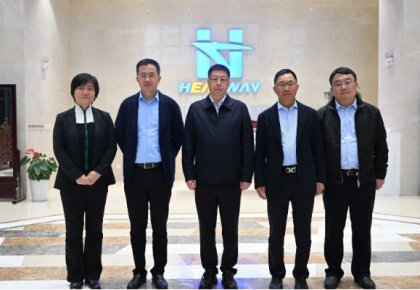 嶗山區(qū)委書(shū)記張?jiān)恍械胶５峦咴L(fǎng)調(diào)研